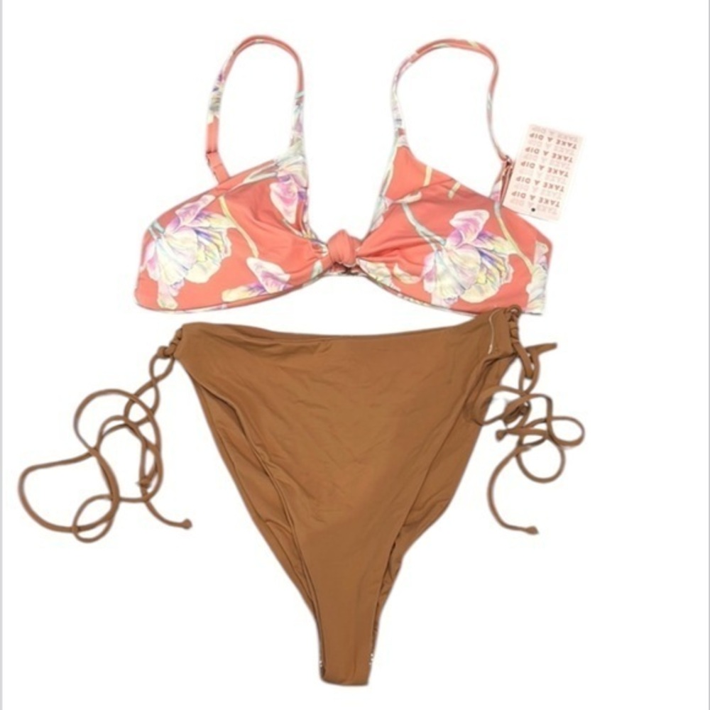 Dippin' Daisy's two piece bikini set swimsuit size medium